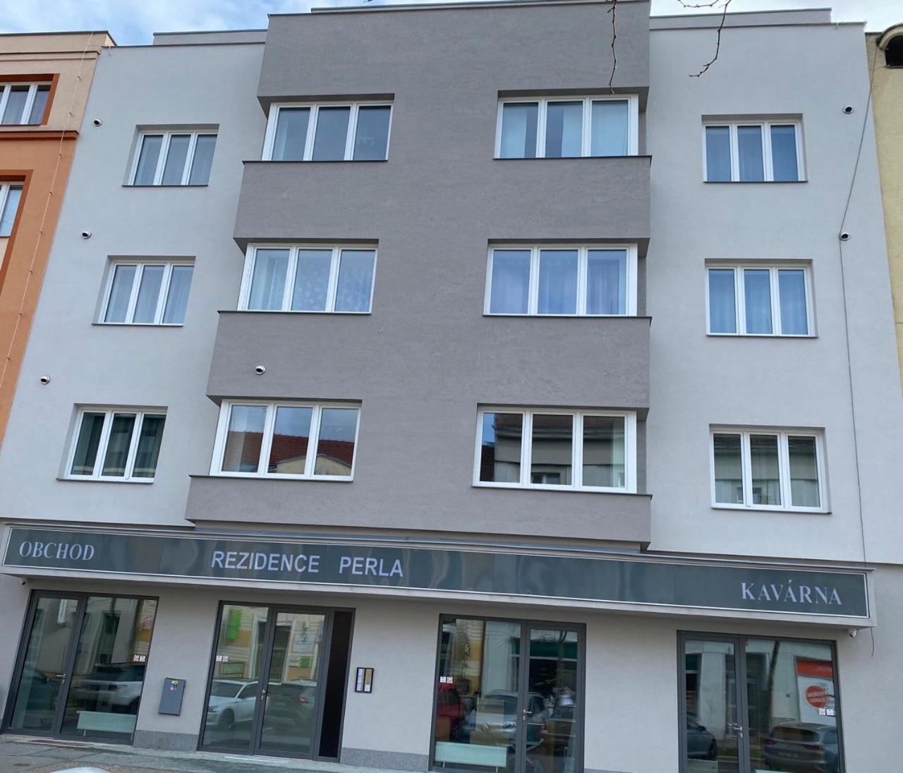 Hradec KrálovéPerla Hradce 103アパートメント エクステリア 写真